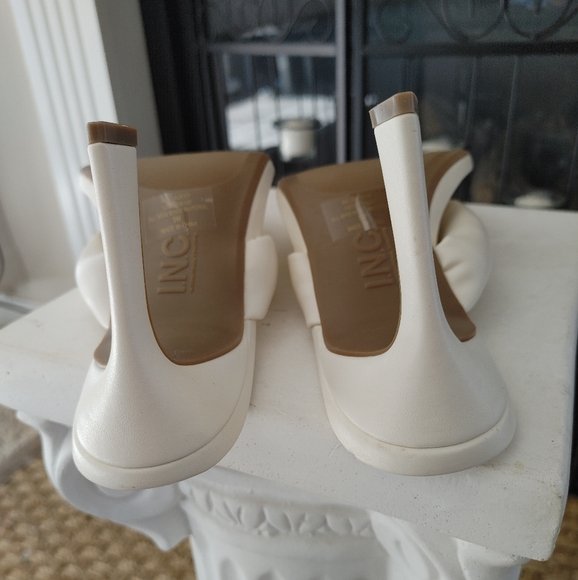 INC Sageep Cream High Heel Sandals 9M - Picture 12 of 13